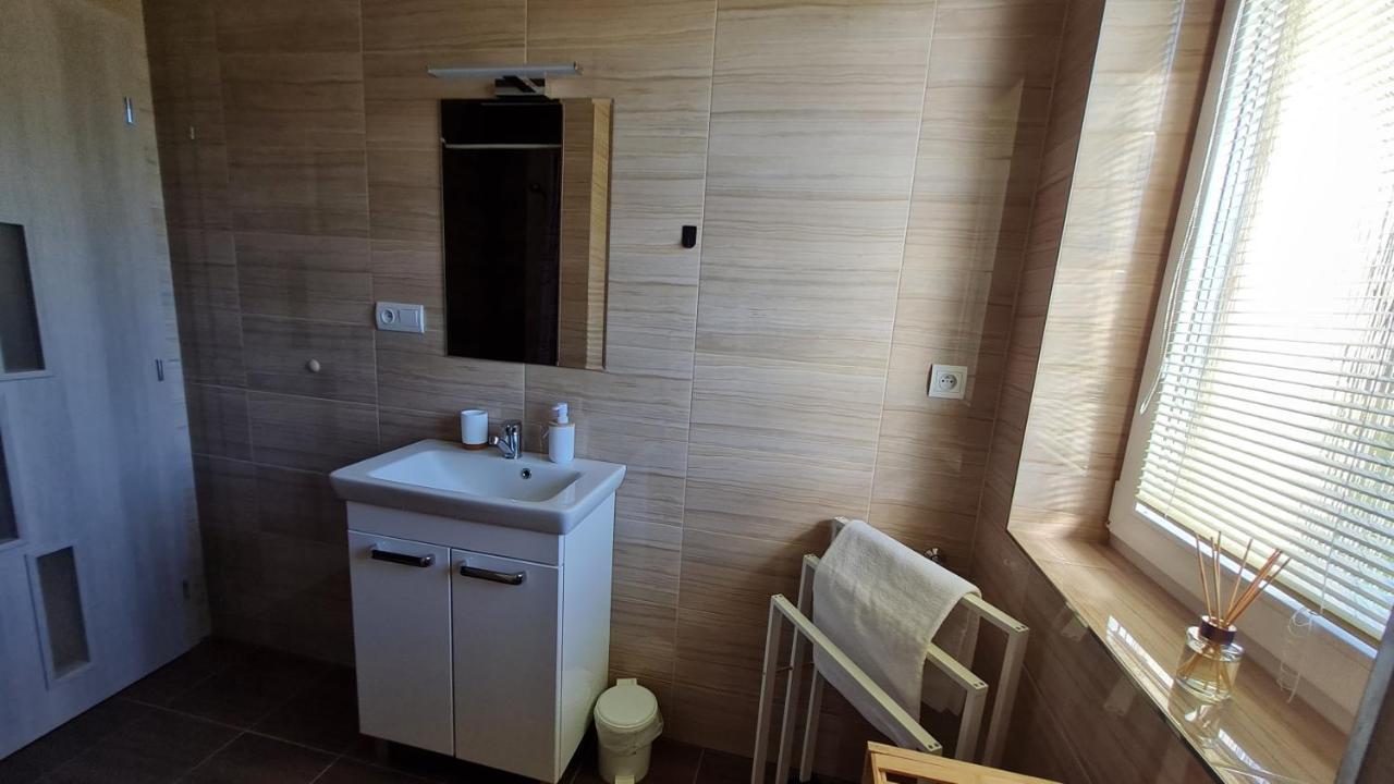 Kajula Appartamento Bešeňová